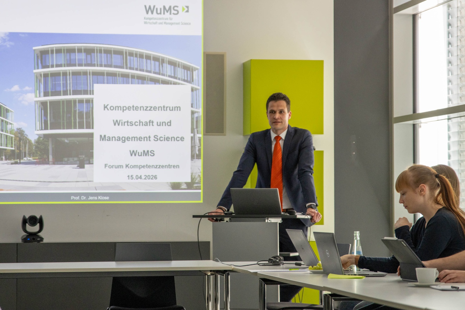 Einblicke in Arbeit der Kompetenzzentren der THM
